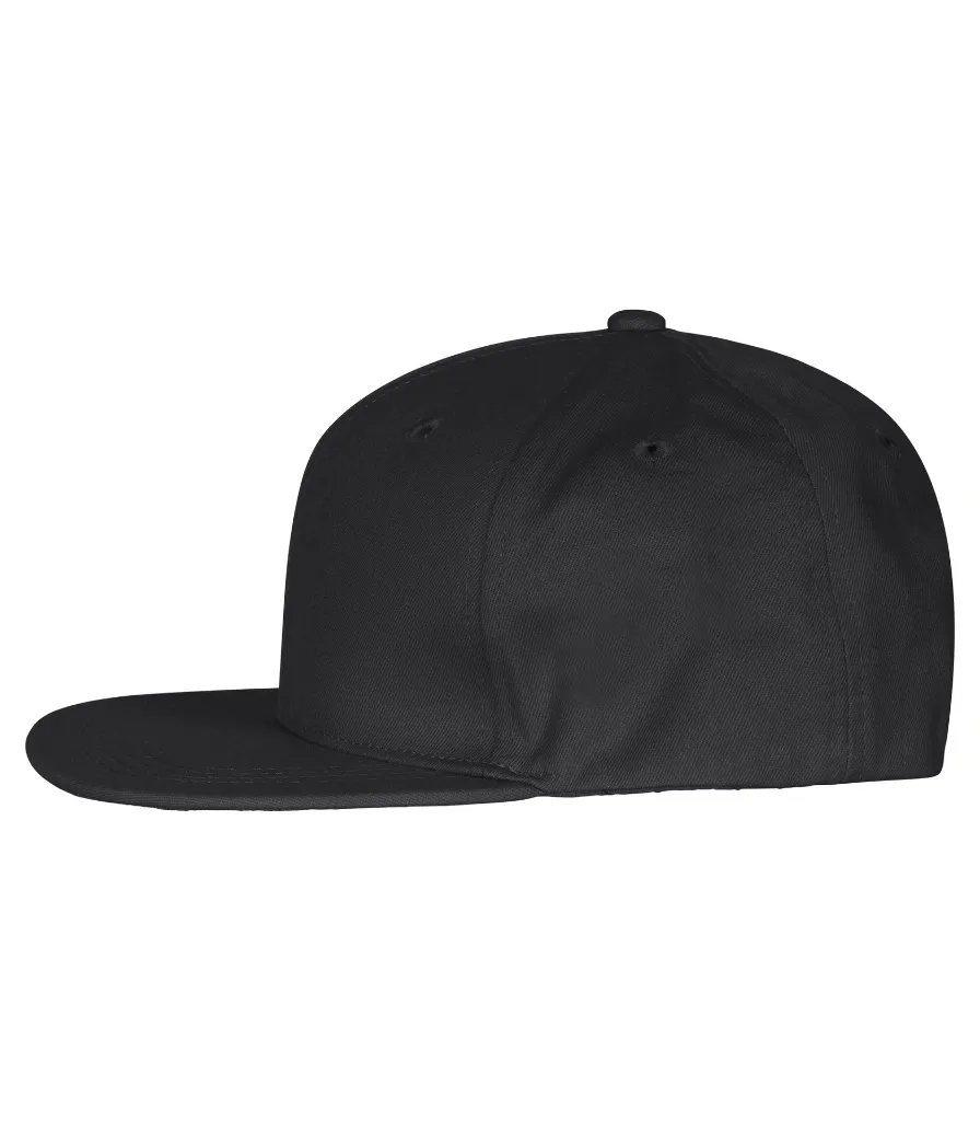 024079-99_StreetCap_Black_left.webp