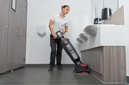 10.-220NX-Washroom.webp