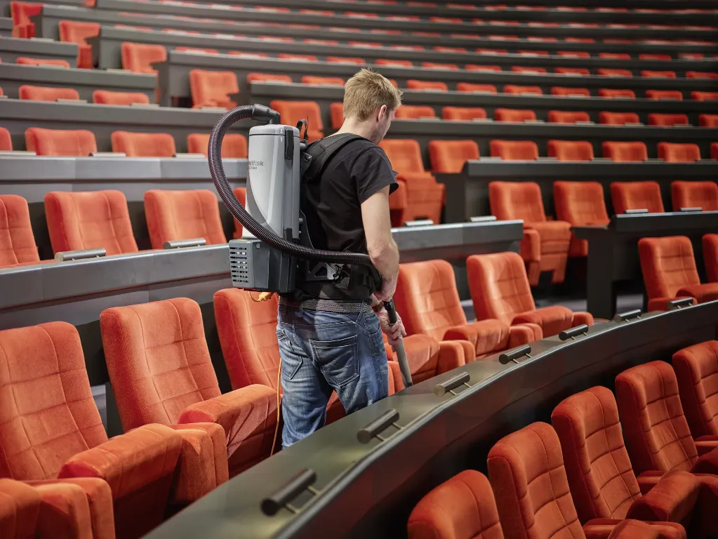 GD5-auditorium1-ps-Original-JPLOPPK.webp