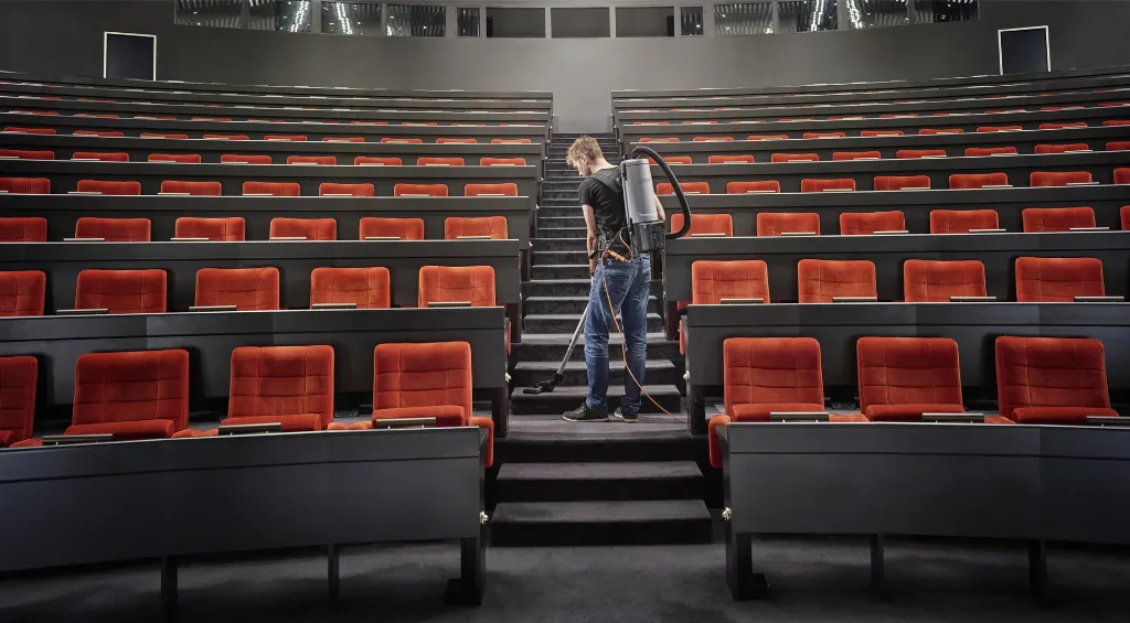 GD5-auditorium-ps-Original-JPLOPLP.webp
